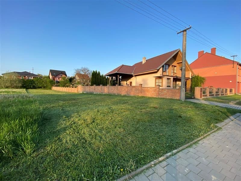 Pozemek 🏡 Pronájem stavebního pozemku v Rašovicích – místo pro harmonický život blízko přírody Pozemek 🏡 Pronájem stavebního pozemku v Rašovicích – místo pro harmonický život blízko přírody