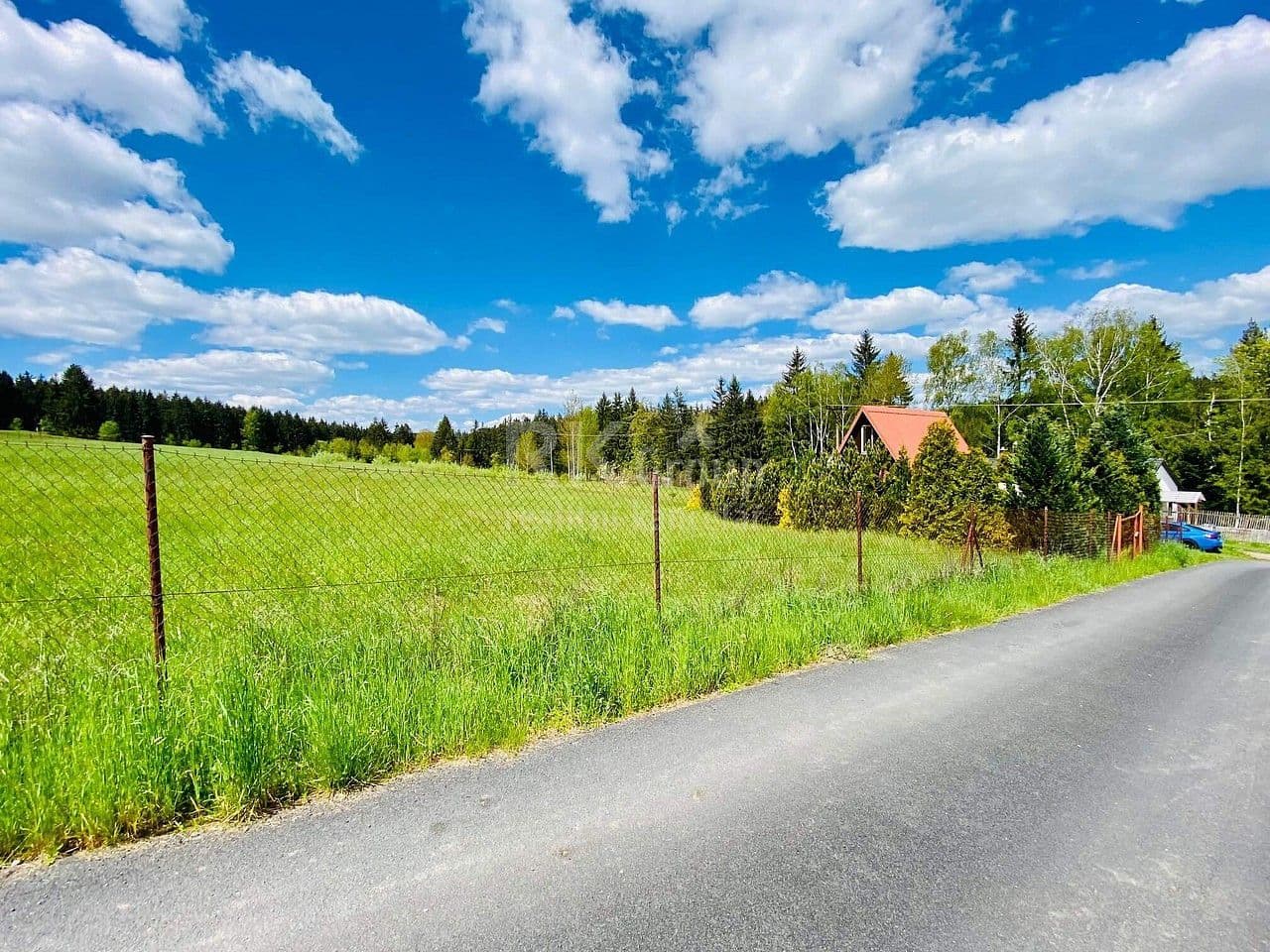 Pozemek Prodej stavebního pozemku 2 300 m² Pozemek Prodej stavebního pozemku 2 300 m²