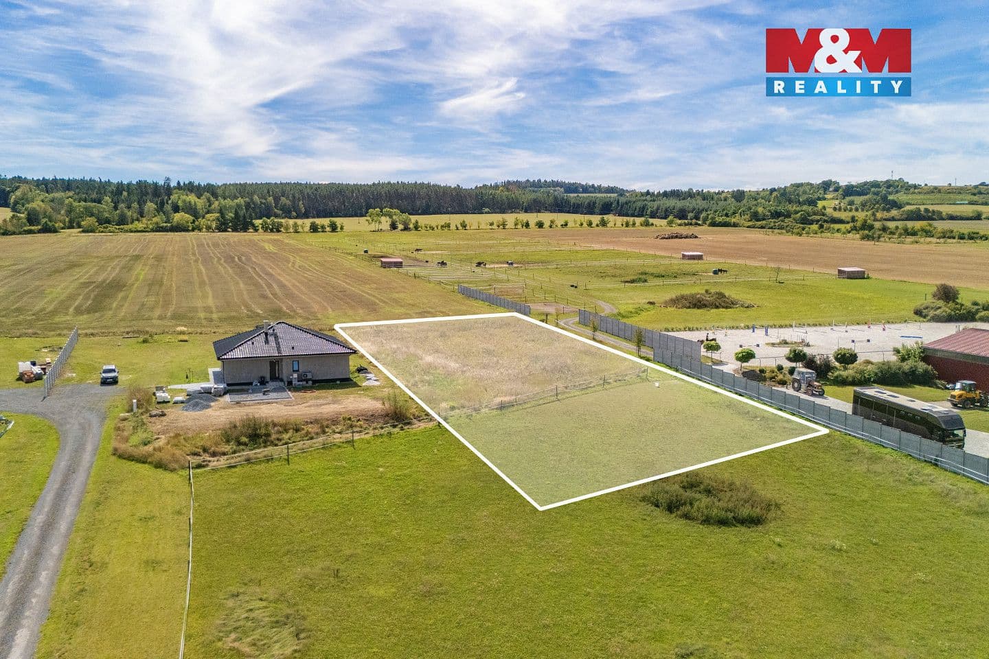 Pozemek Prodej stavebního pozemku 2 749 m² Pozemek Prodej stavebního pozemku 2 749 m²